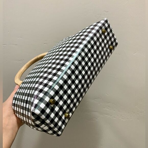 Handmade Genuine Leather Black & White Check Printed Wood Handle Satchel Bag - Picture 13 of 15